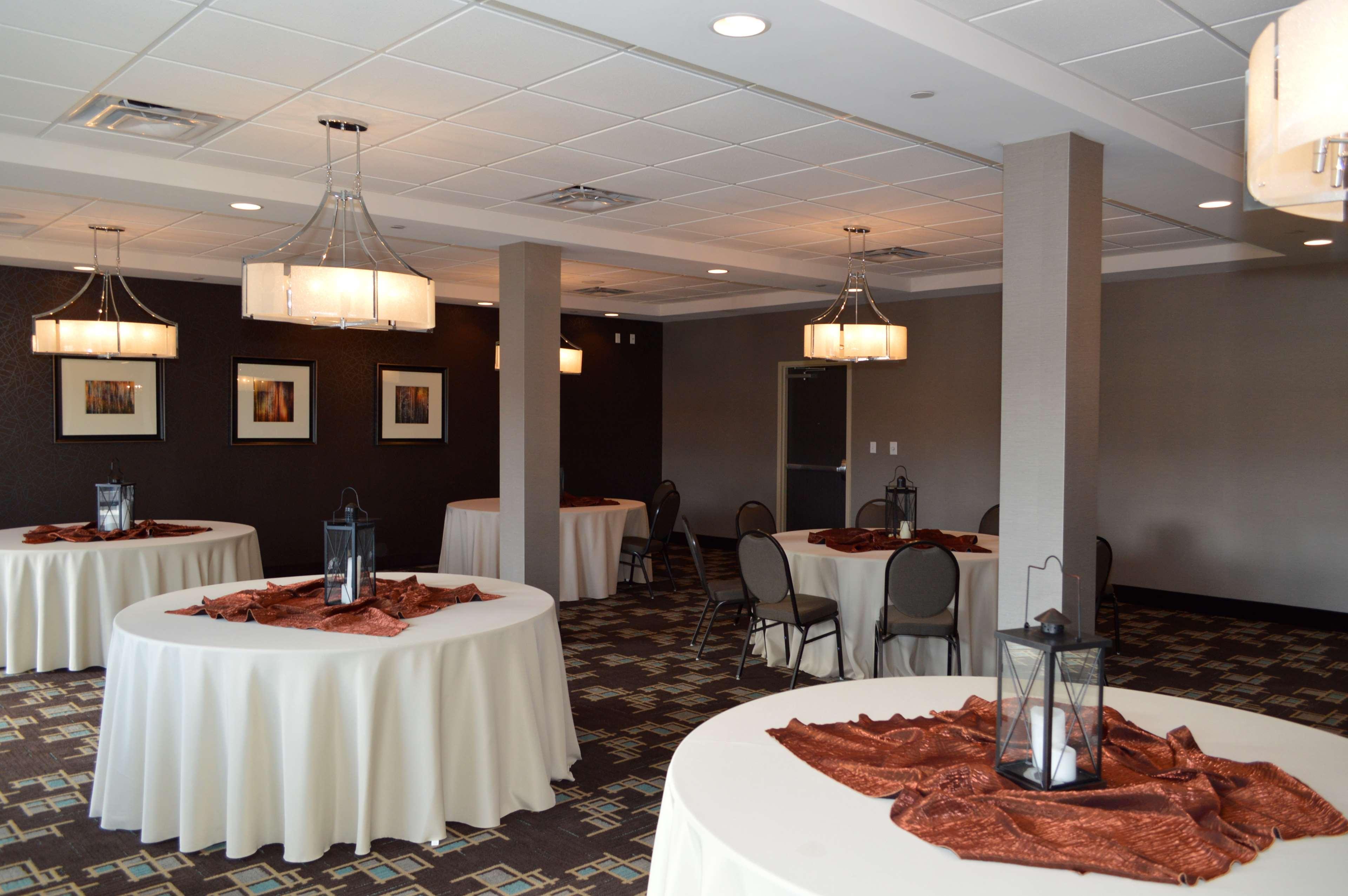 Best Western Plus Atrium Inn & Suites Clarksville Exterior foto