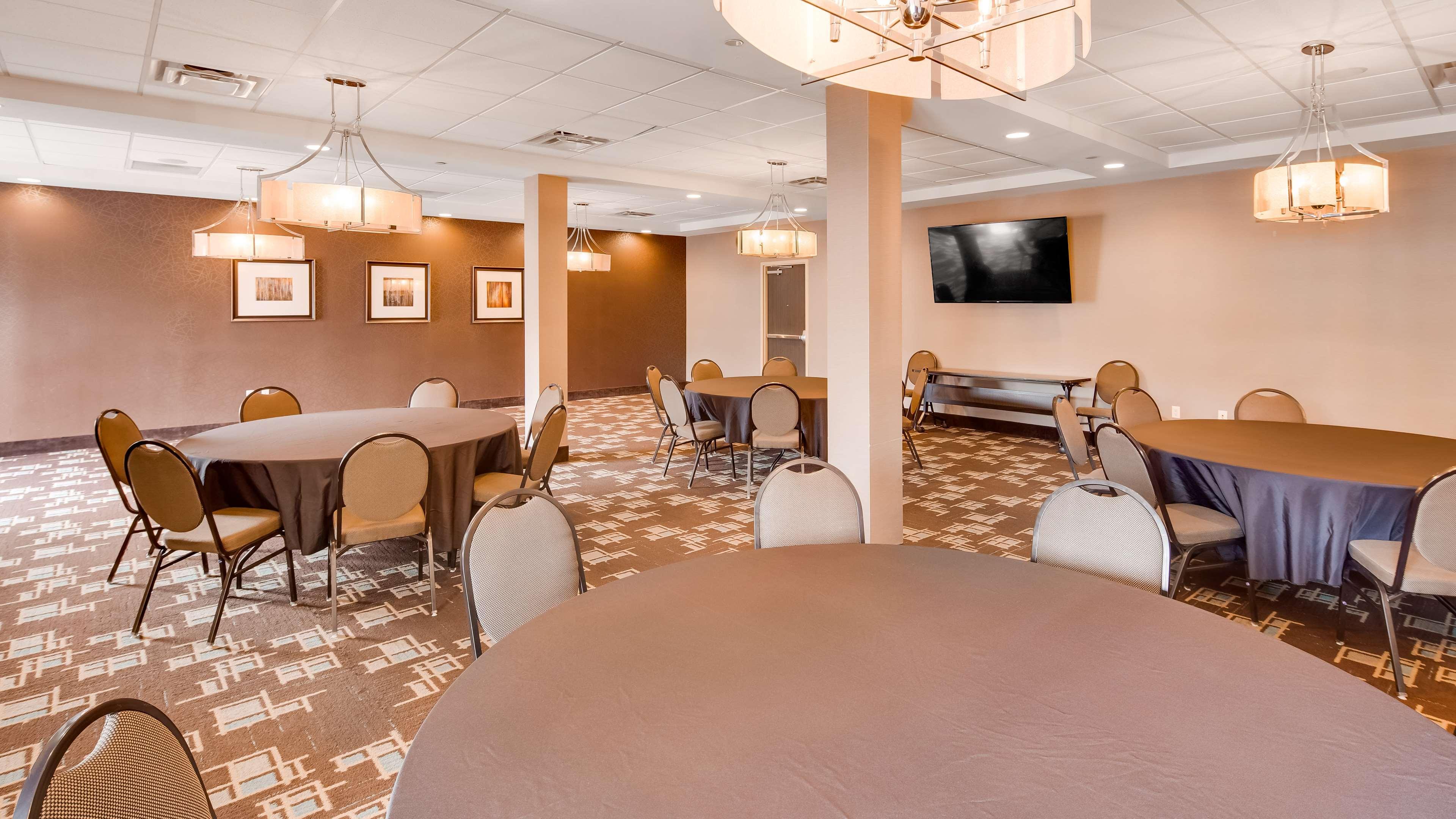Best Western Plus Atrium Inn & Suites Clarksville Exterior foto